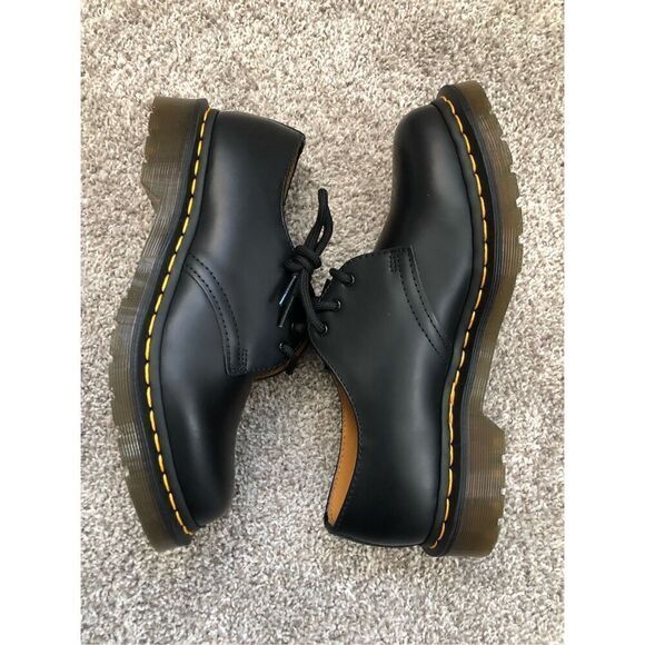 Dr Martens 1461 3-Eye Smooth Black Leather Oxfords Women's Size 8 - Picture 6 of 6